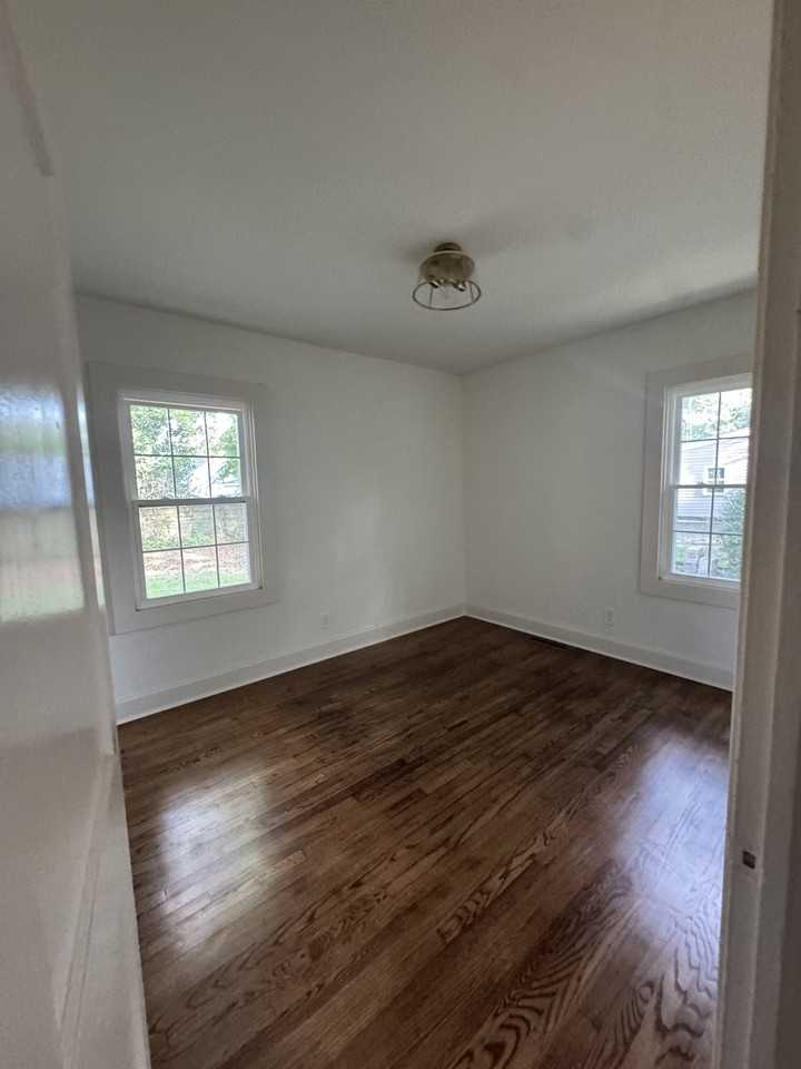 205 S Warren St #NA - Photo 7 of 13