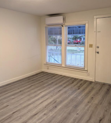 214 W Marion St #1 - Photo 6 of 9