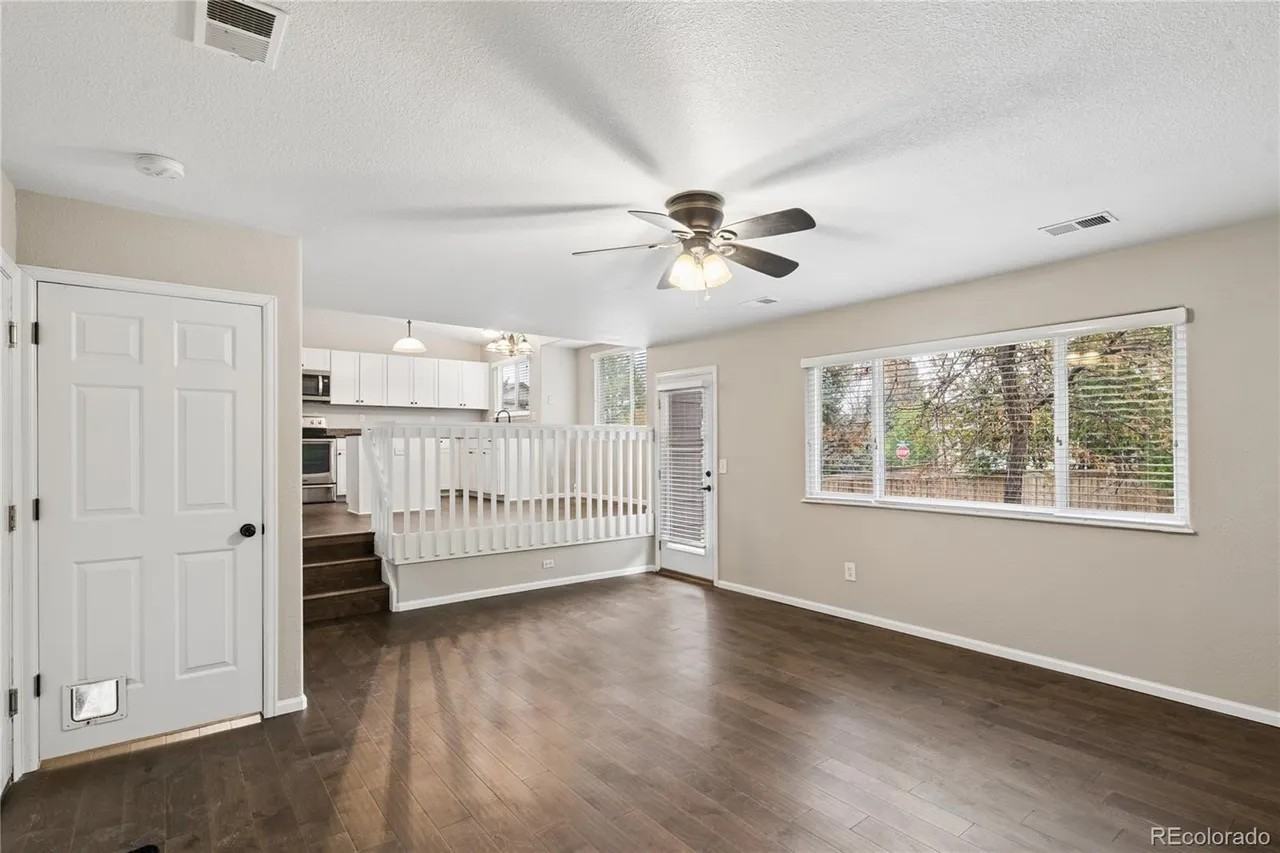 10606 Hyacinth Ct #NA - Photo 3 of 14