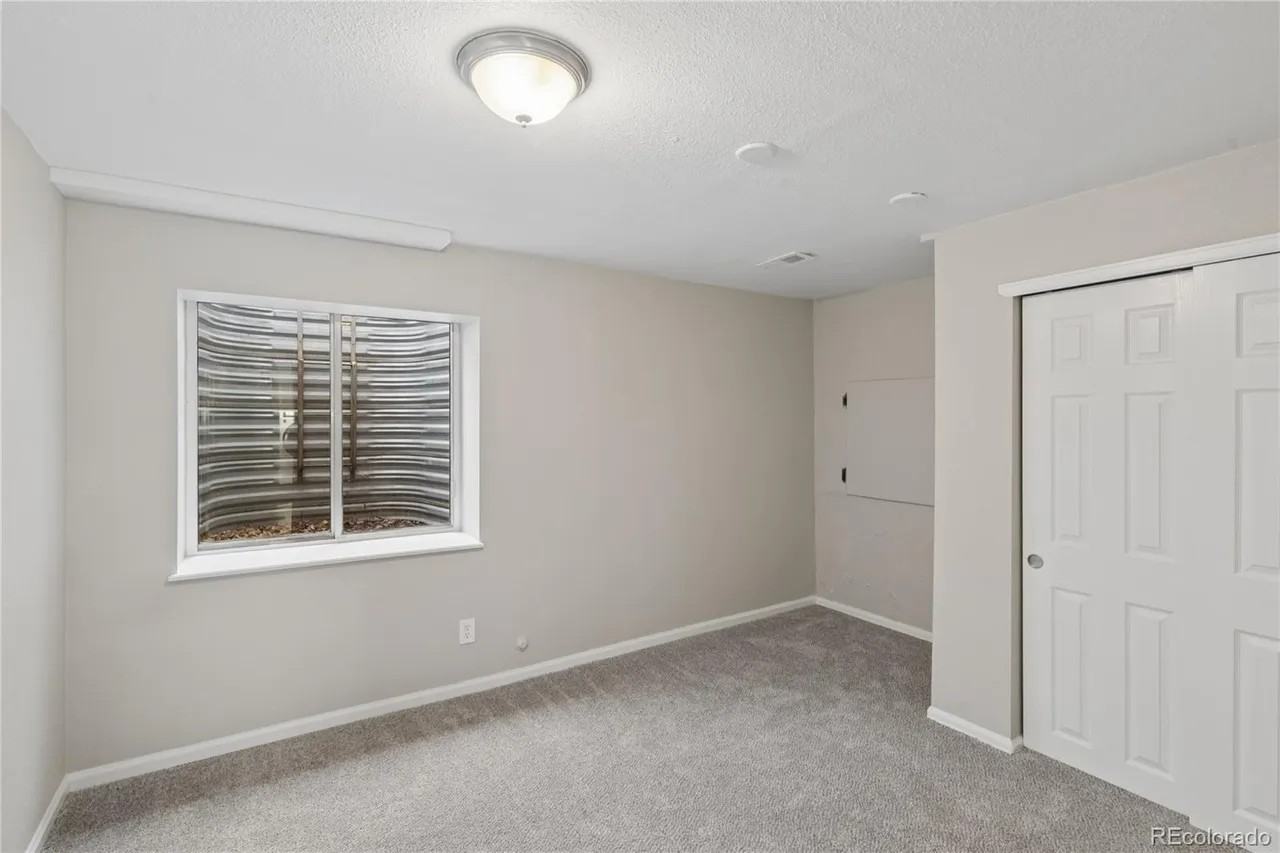 10606 Hyacinth Ct #NA - Photo 7 of 14