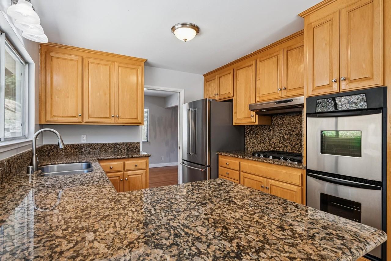 486 Butterfield Pl #NA - Photo 3 of 13
