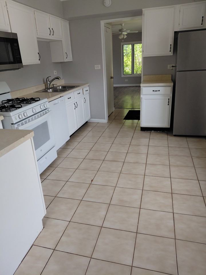 16835 91st Ave #NA - Photo 4 of 11