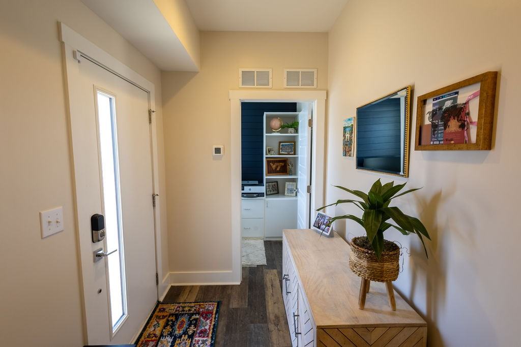2325 Central Ave #2325 - Photo 3 of 28