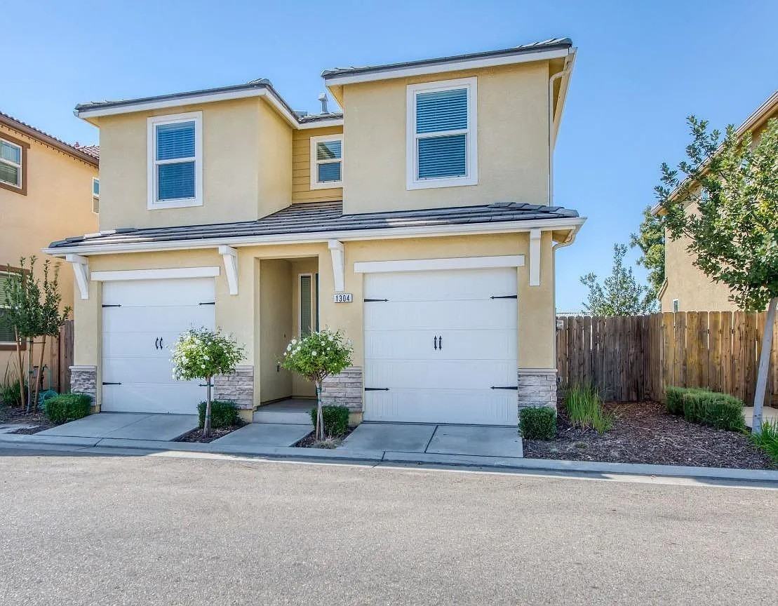 1304 Royalty Way #NA - Photo 3 of 25