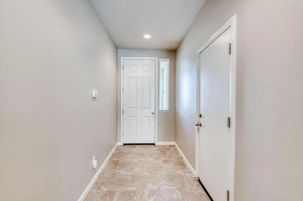 1304 Royalty Way #NA - Photo 4 of 25