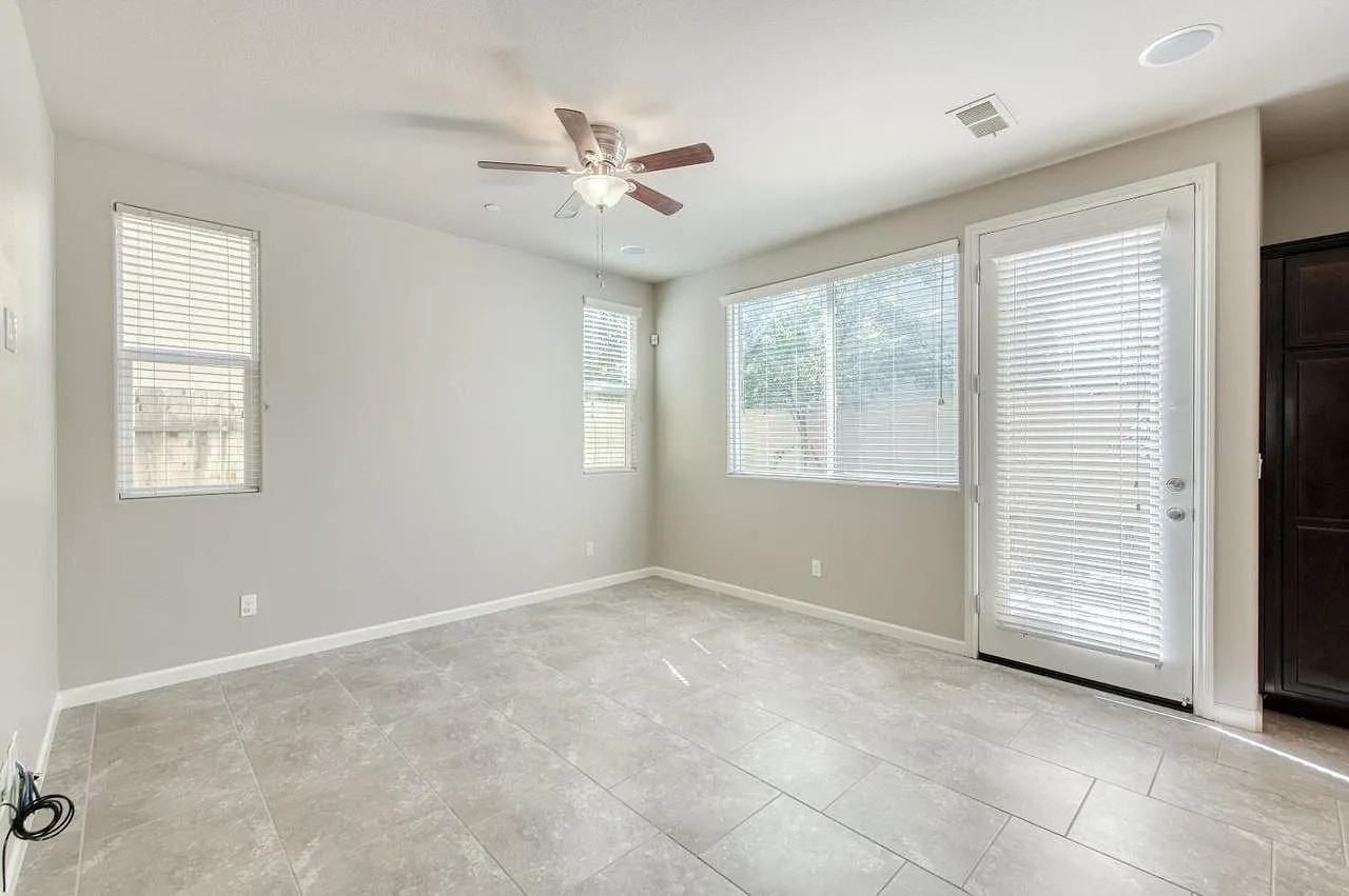 1304 Royalty Way #NA - Photo 6 of 25