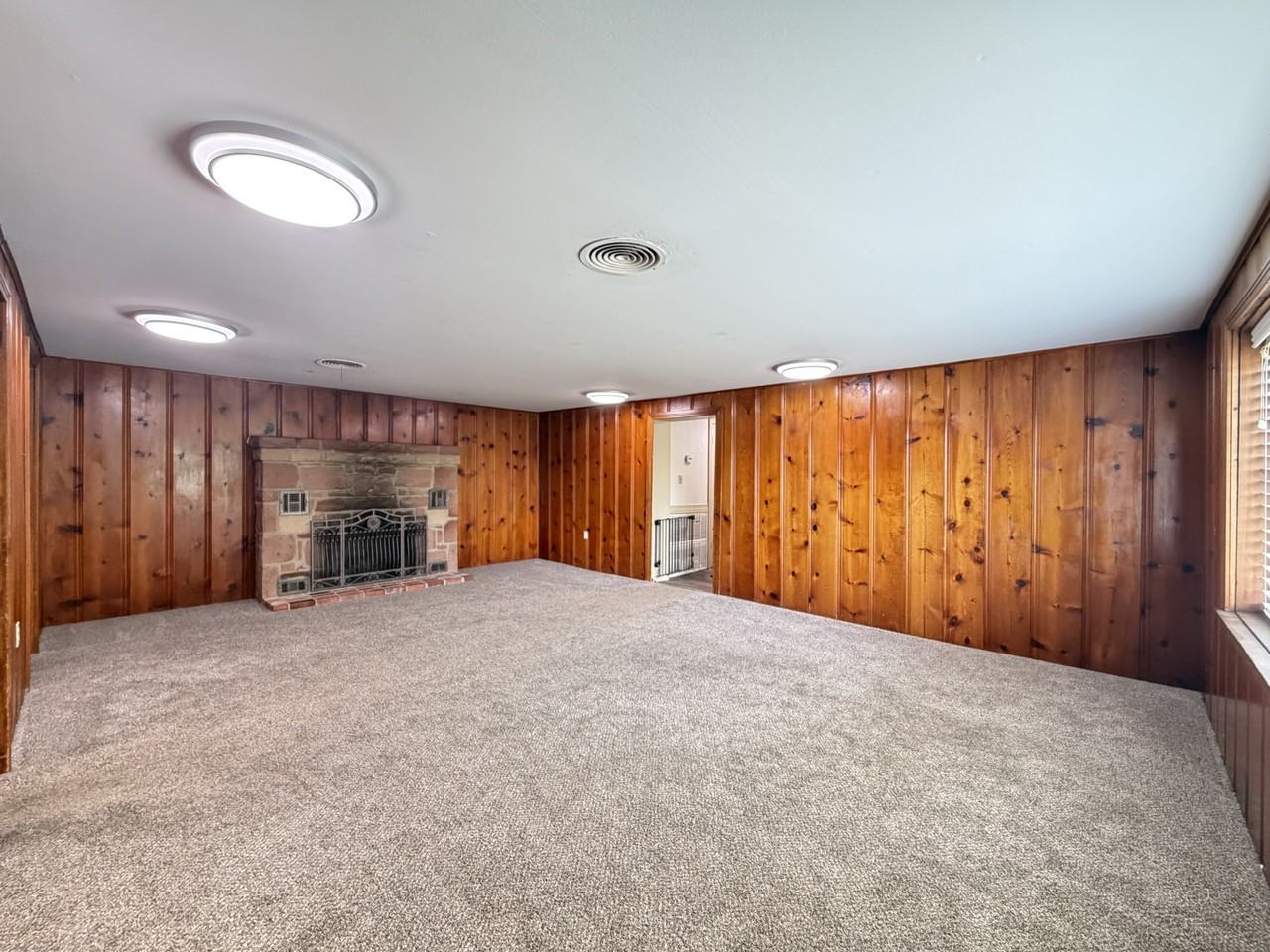 2919 W Main St #NA - Photo 3 of 38