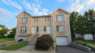 26B E Washington Pl #B - Photo 1 of 1