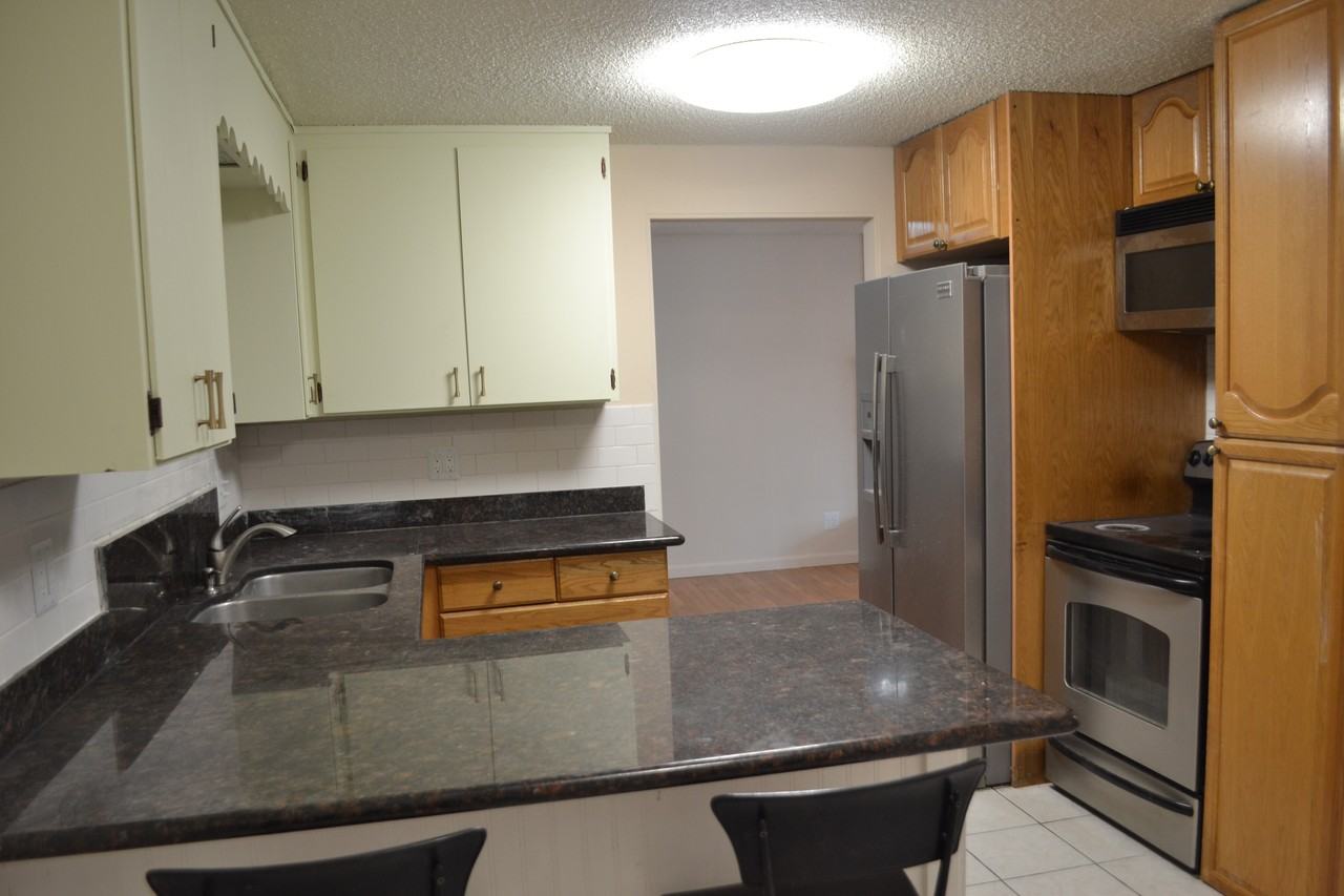 4826 26th Ave Sw #NA - Photo 7 of 10