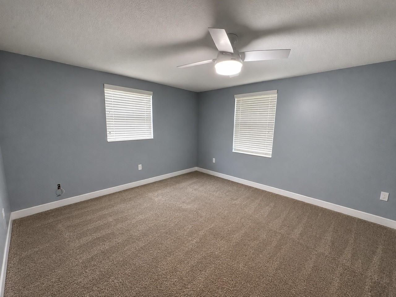 3409 Cambridge Dr #NA - Photo 5 of 12