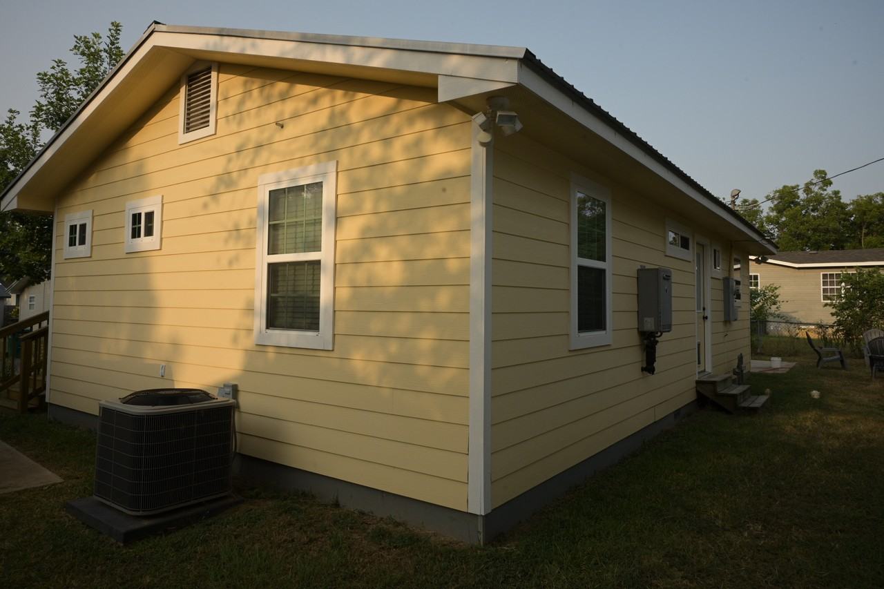 504 Stabeno St #NA - Photo 3 of 20