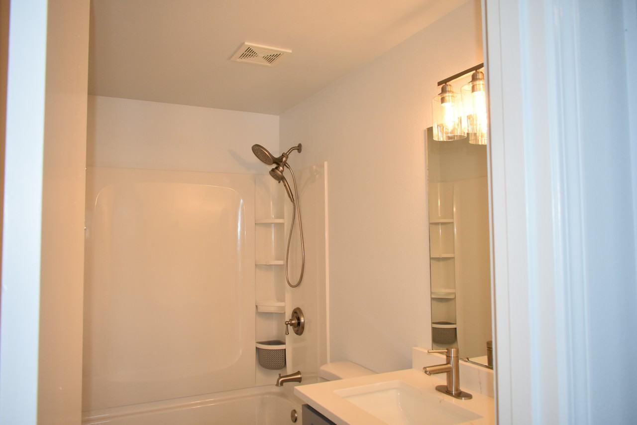 9014 S J St #NA - Photo 4 of 11