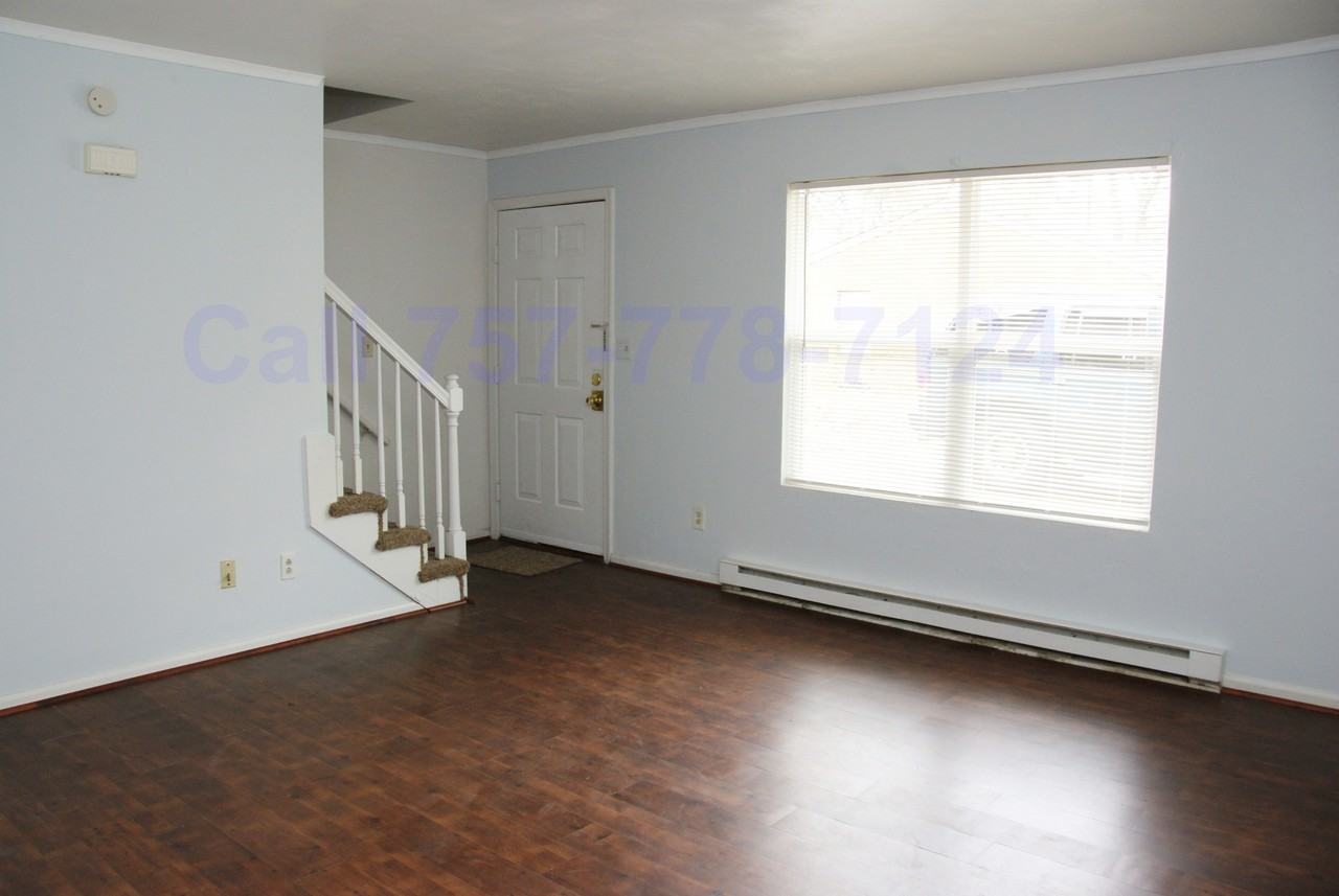 1416 Picadilly St - Photo 7 of 23
