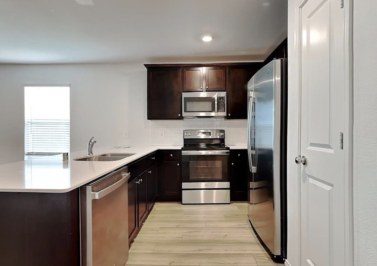10646 Sewell Cir #NA - Photo 5 of 10