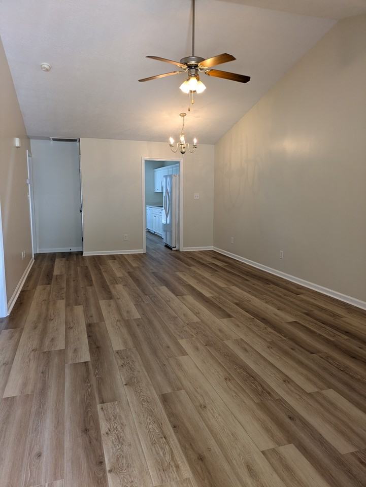 1510 Abby Way #1510 - Photo 2 of 13
