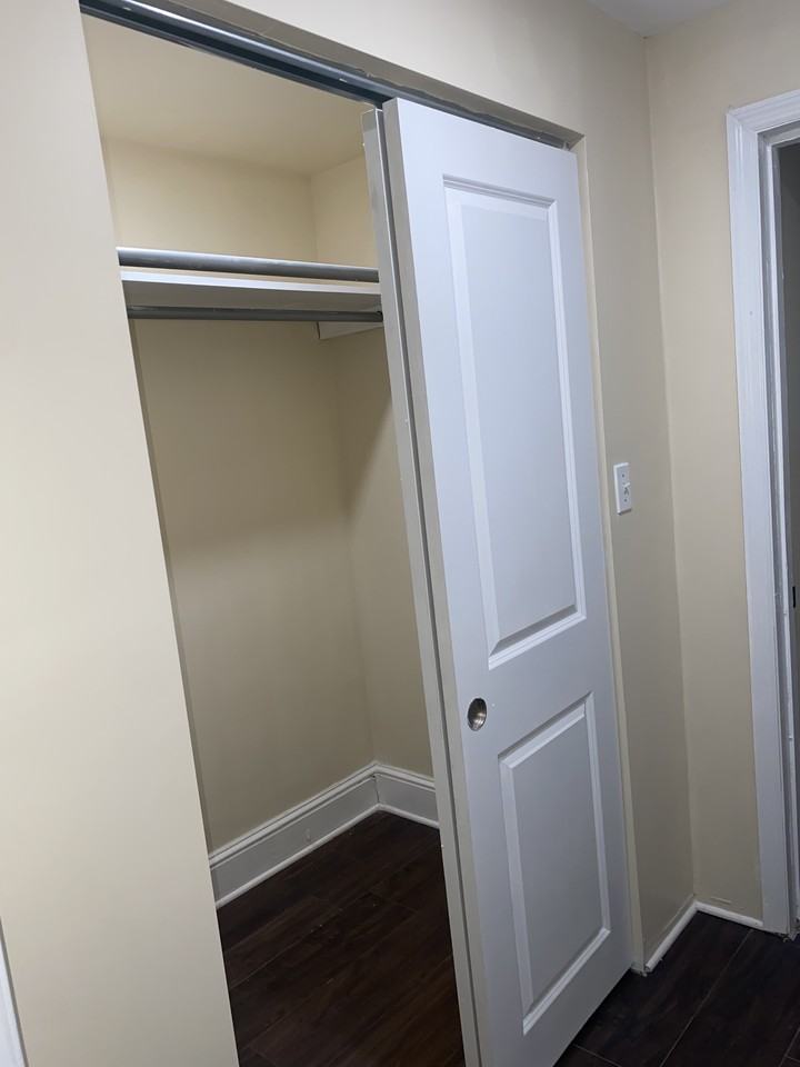 3814 W Garrison Ave #1 - Photo 5 of 20