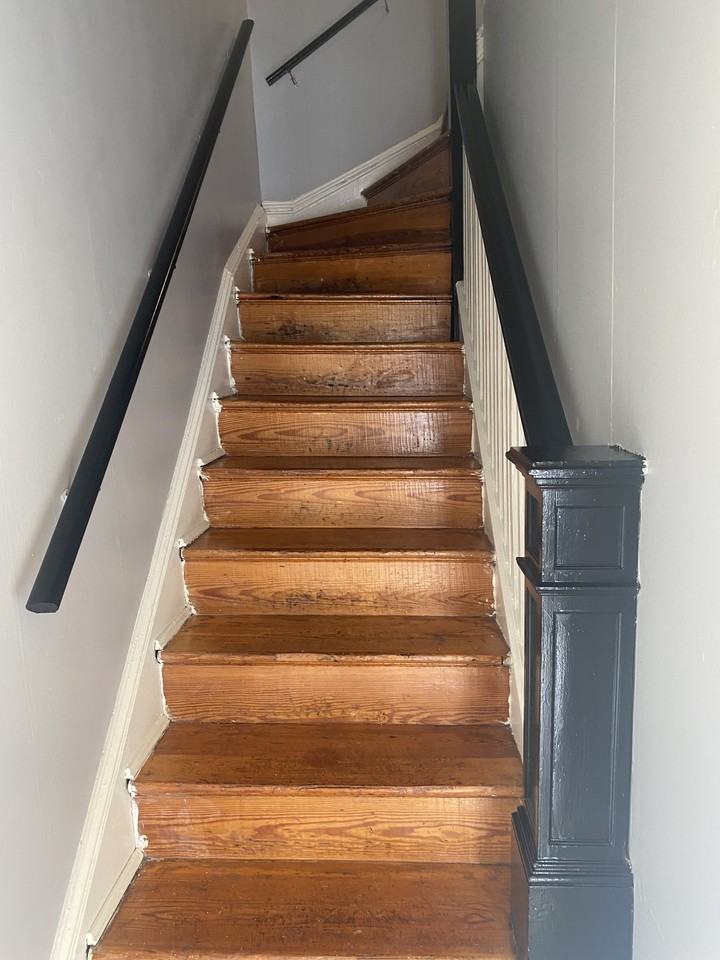 3814 W Garrison Ave #2 - Photo 3 of 18