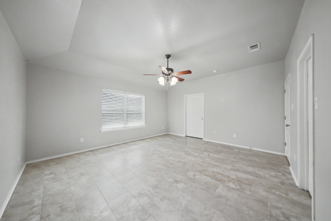 2103 Jefferson Ct S #NA - Photo 6 of 16