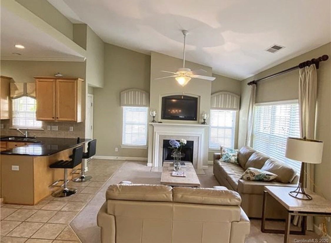 12015 Valley Oak St #NA - Photo 7 of 38