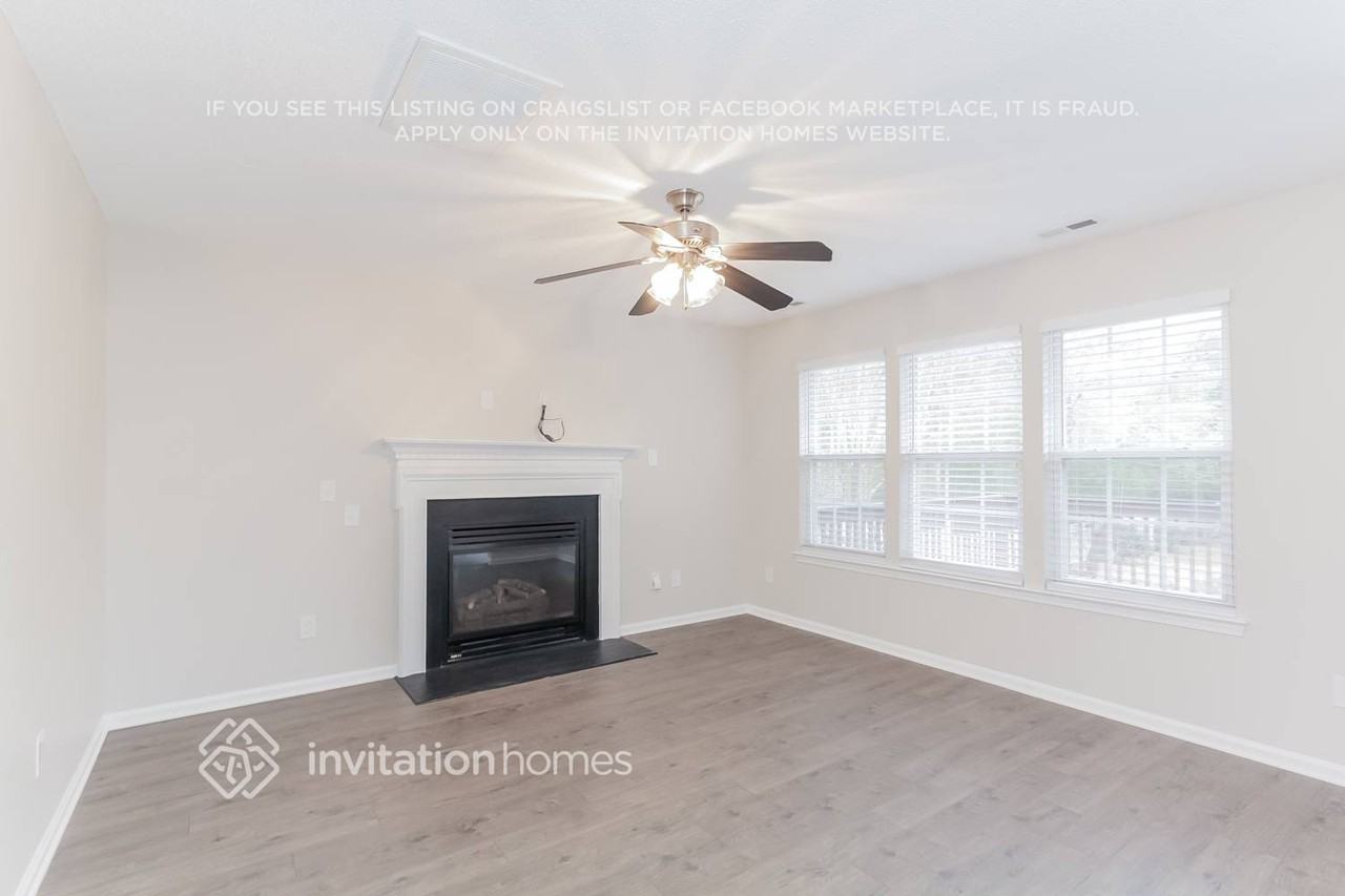 2541 Bricker Dr - Photo 4 of 16