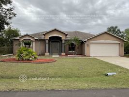 featured image of 412 Commodore Ave Nw