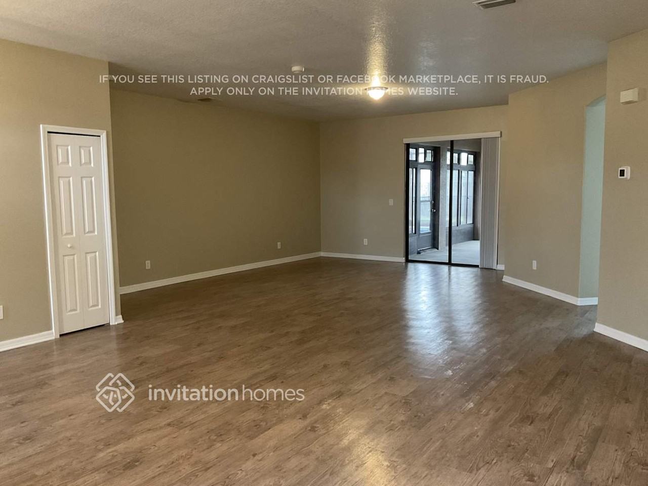 412 Commodore Ave Nw - Photo 3 of 21