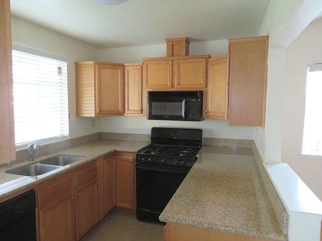 4509 E. Vistapark #1 - Photo 5 of 6