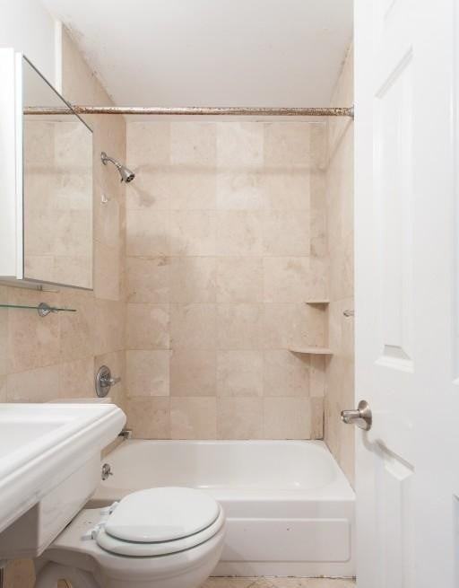 E 13th St #3C - Photo 6 of 6