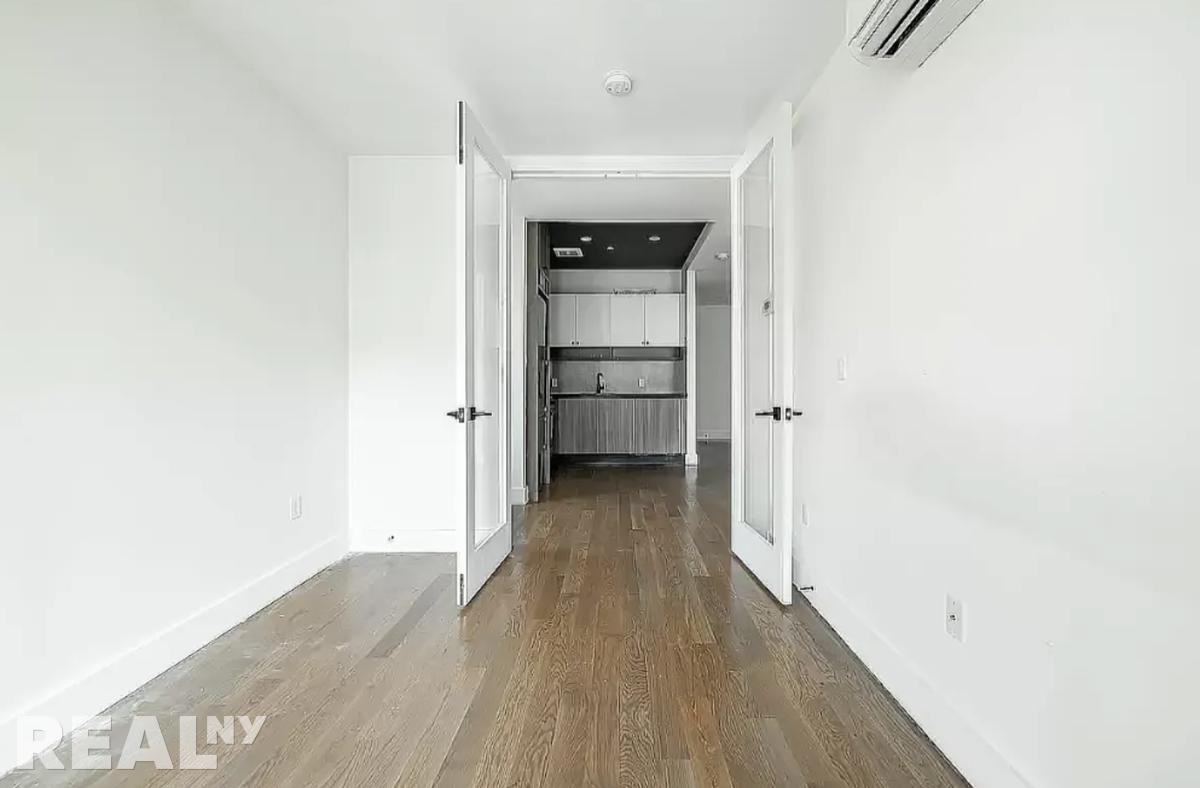 Newkirk Ave #3F - Photo 3 of 11
