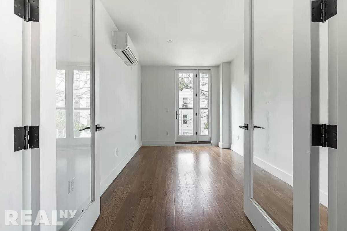 Newkirk Ave #3F - Photo 5 of 11