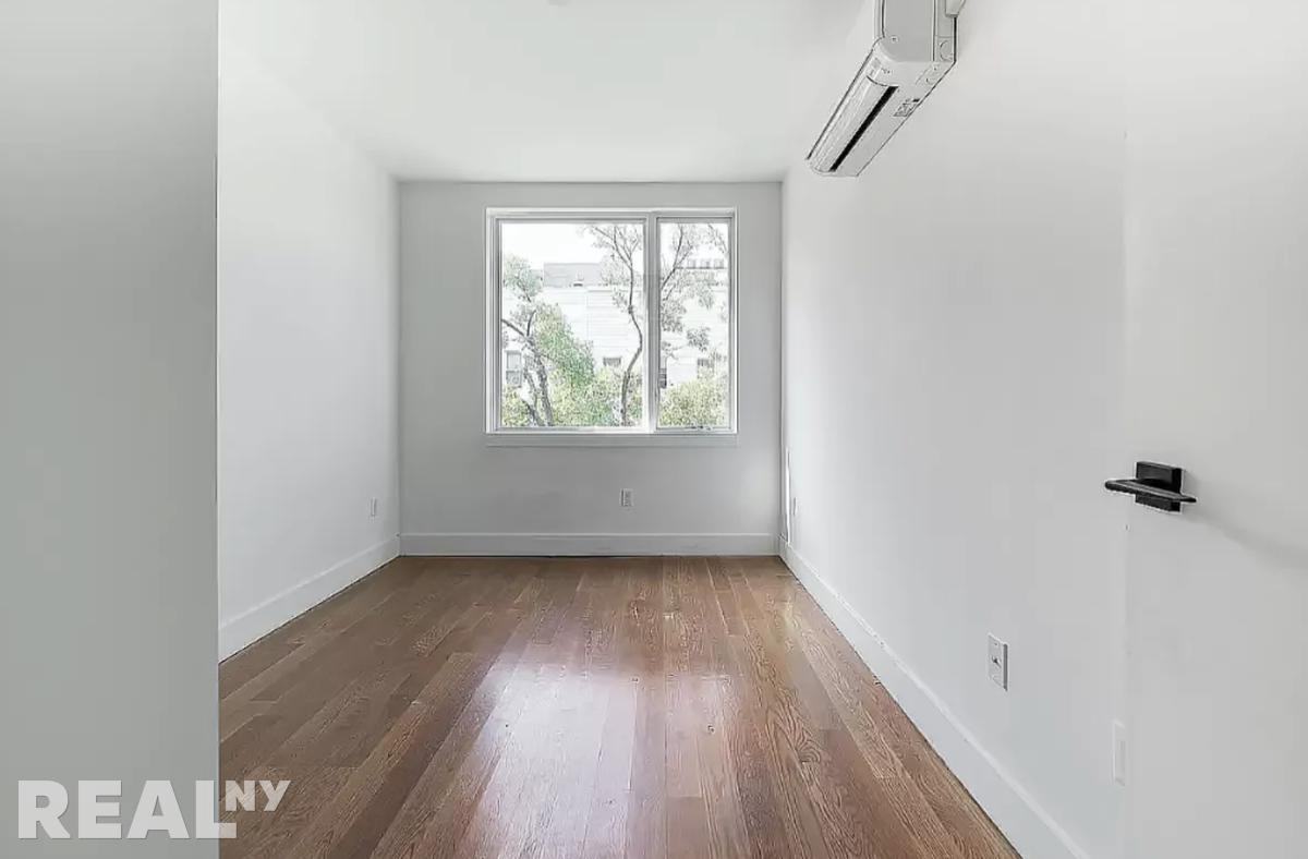 Newkirk Ave #3F - Photo 6 of 11