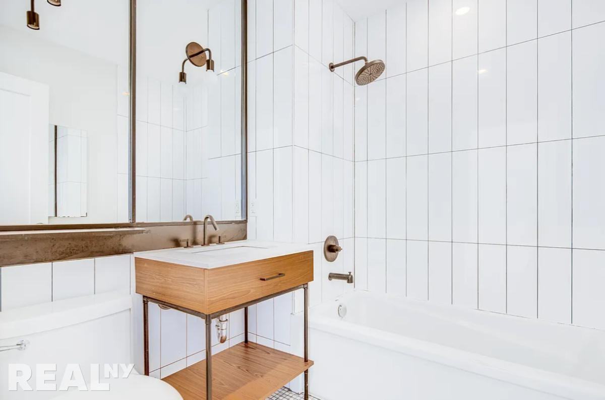 Myrtle Ave #203 - Photo 6 of 6