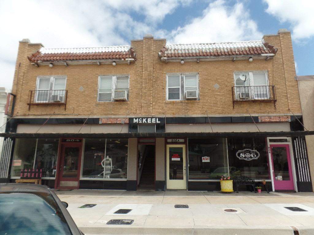 804 E Main St #1