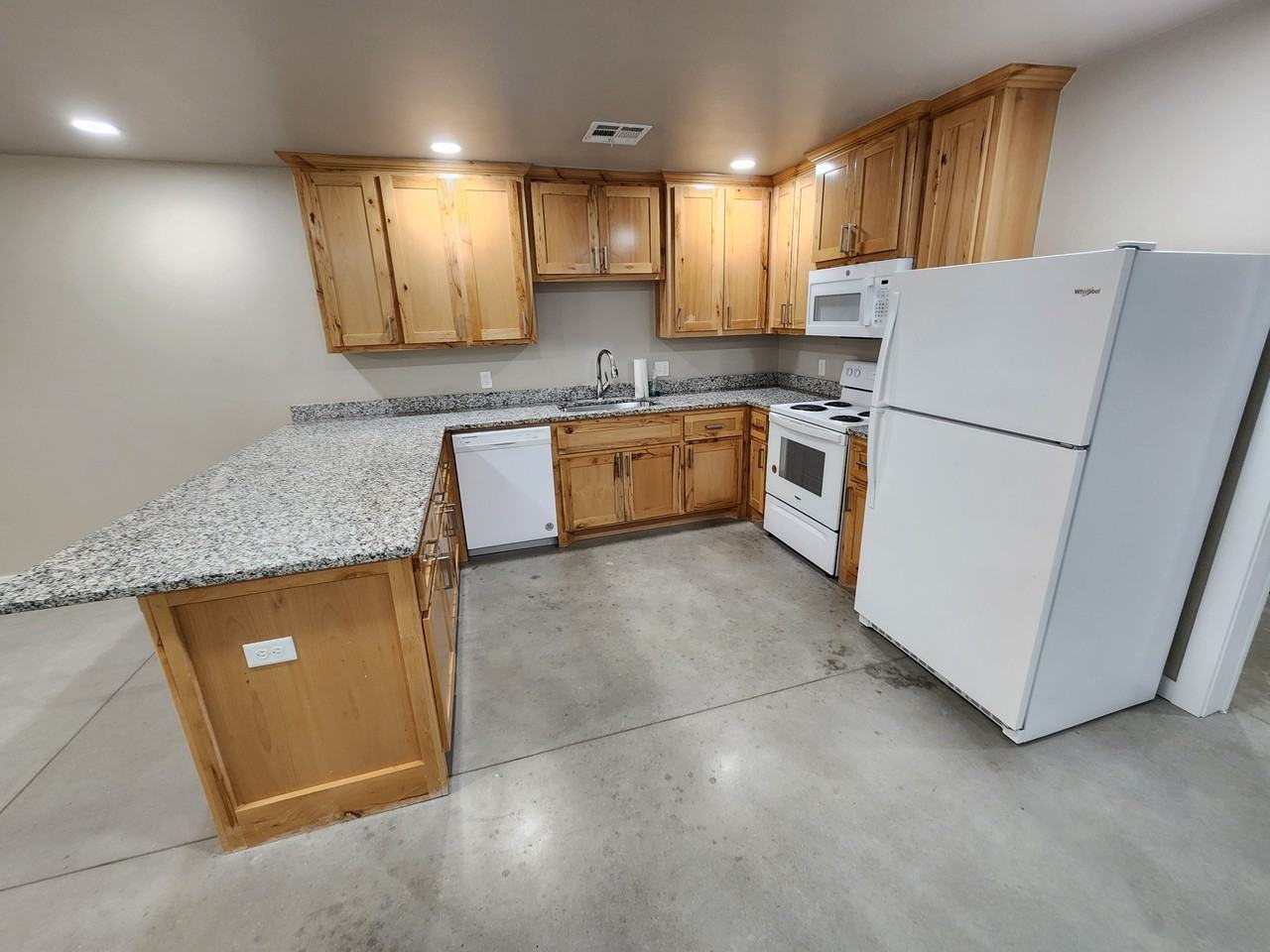 13760 County Road 1554 #1 - Photo 3 of 11