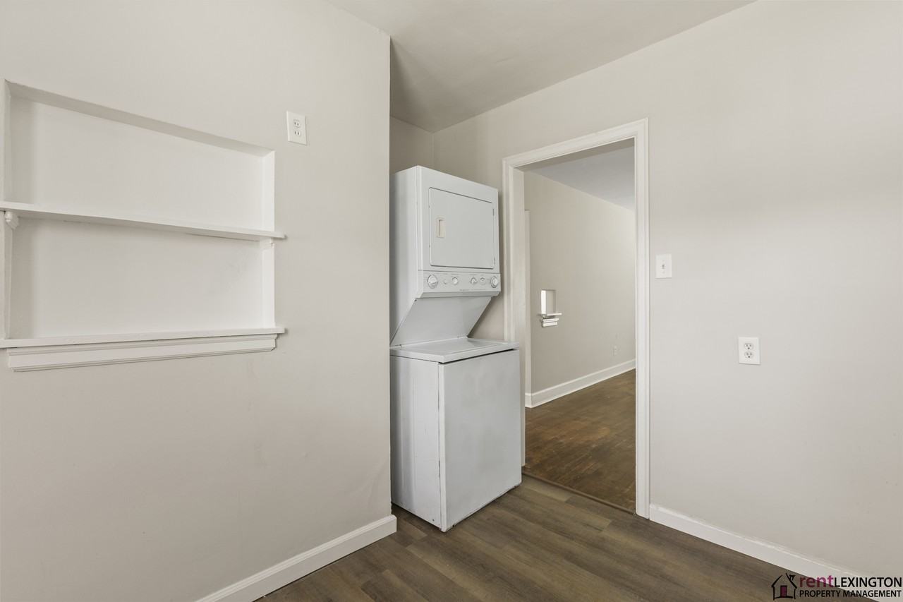 541 Sheridan Dr #1 - Photo 4 of 23