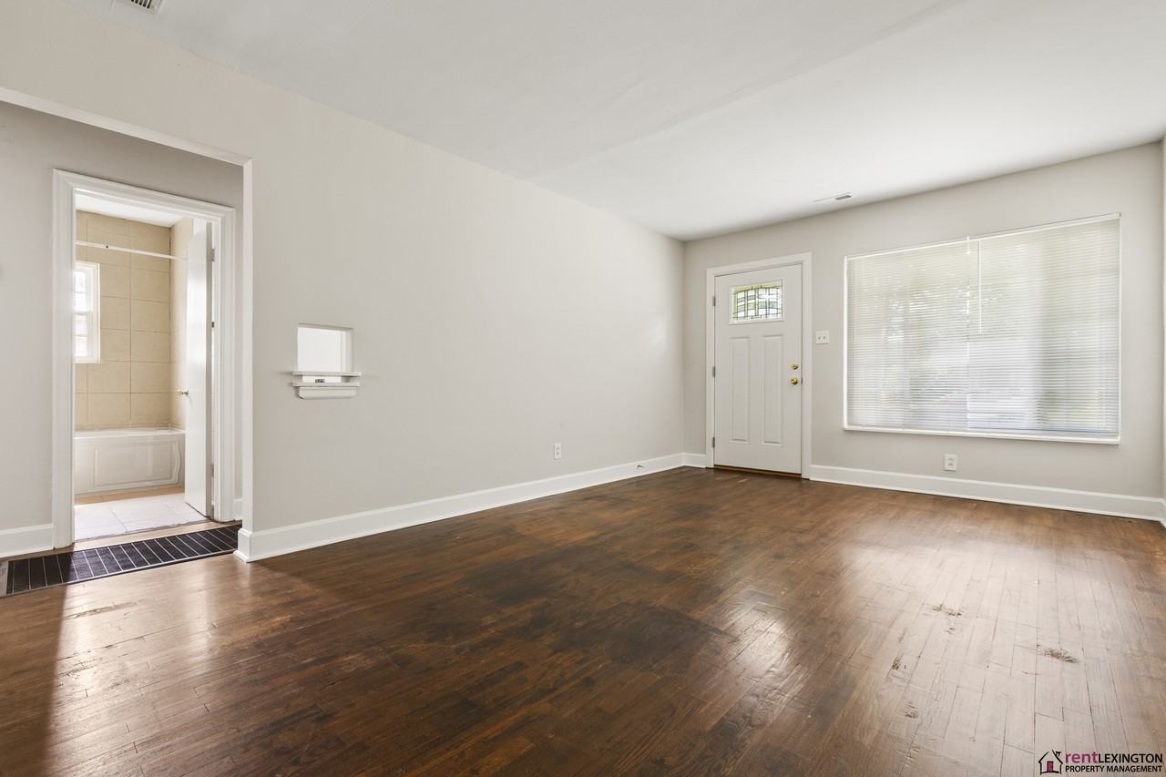 541 Sheridan Dr #1 - Photo 5 of 23