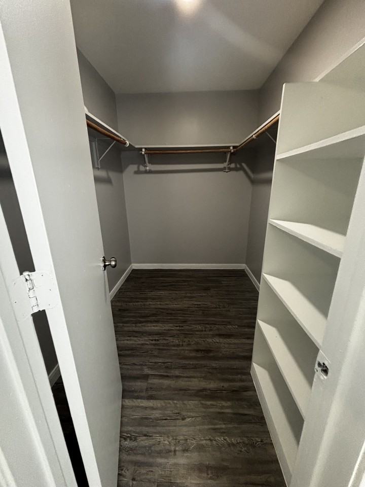 2601 Sarah Avenue-201 #201-60 - Photo 4 of 13