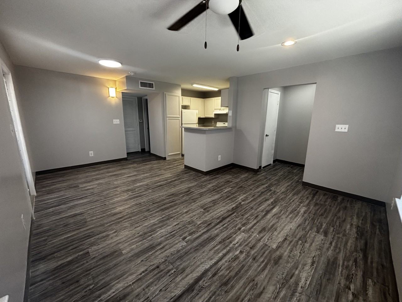 2601 Sarah Avenue-304 #304-60 - Photo 6 of 10