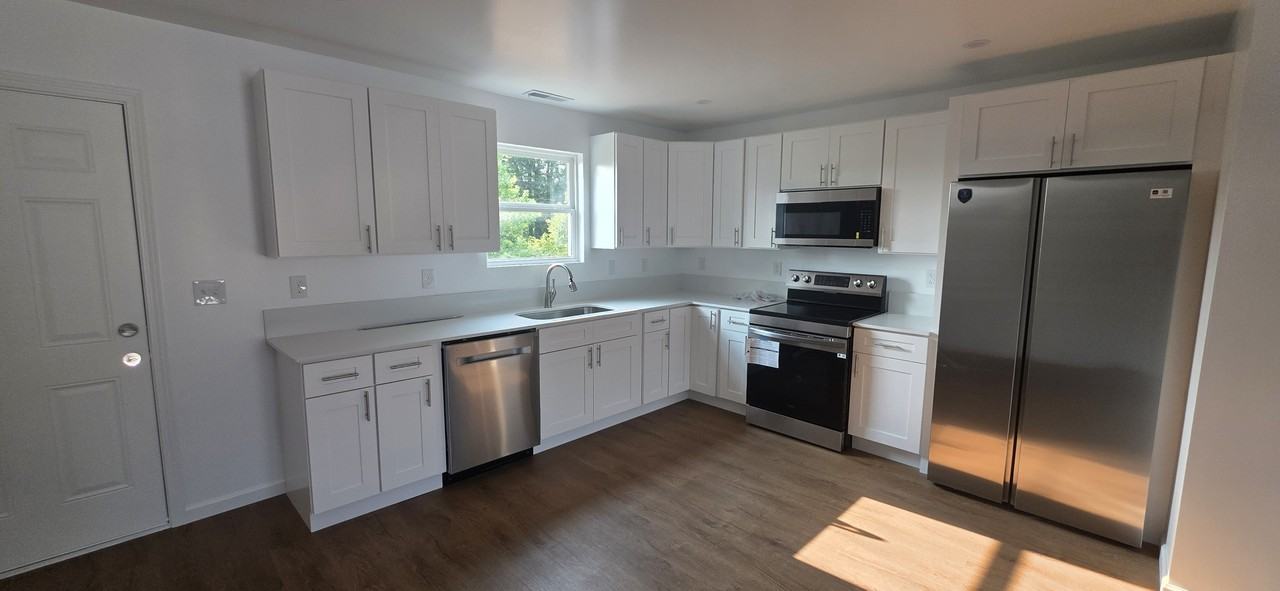219 Mullican St #1 - Photo 3 of 20