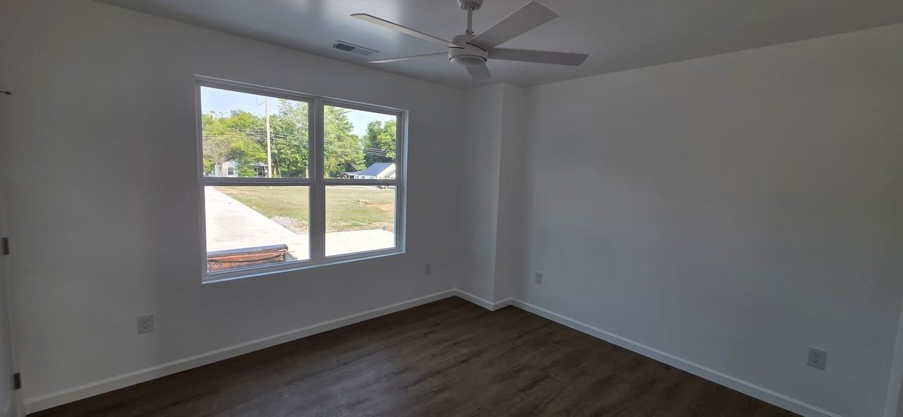 219 Mullican St #1 - Photo 7 of 20
