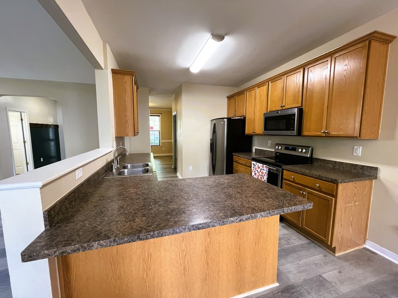 410 Queensbury Ln #1 - Photo 5 of 50