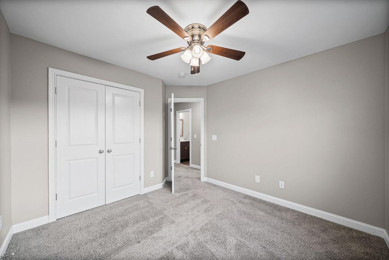 1173 Meadowhill Ln - Photo 6 of 10
