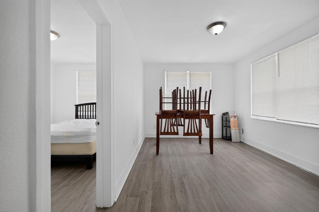 3212 Barnett St - Photo 5 of 11