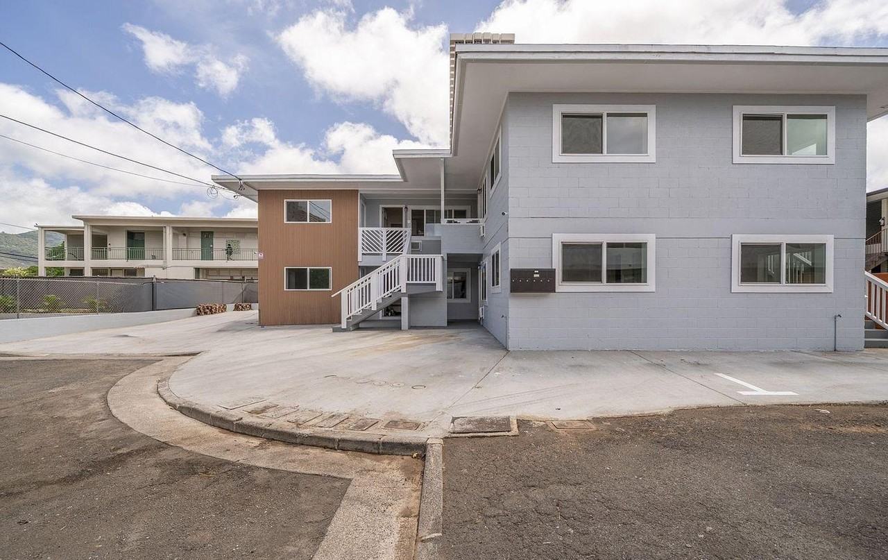 829 Waiaka Pl - Photo 2 of 9