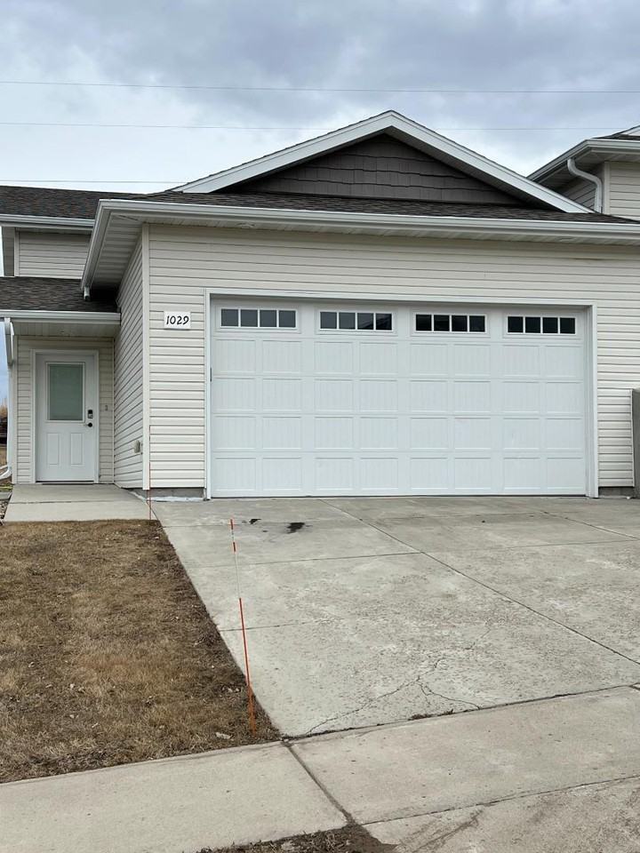 1017 N 33rd St - Photo 2 of 11