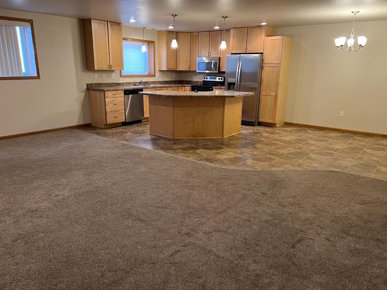 1017 N 33rd St - Photo 3 of 11