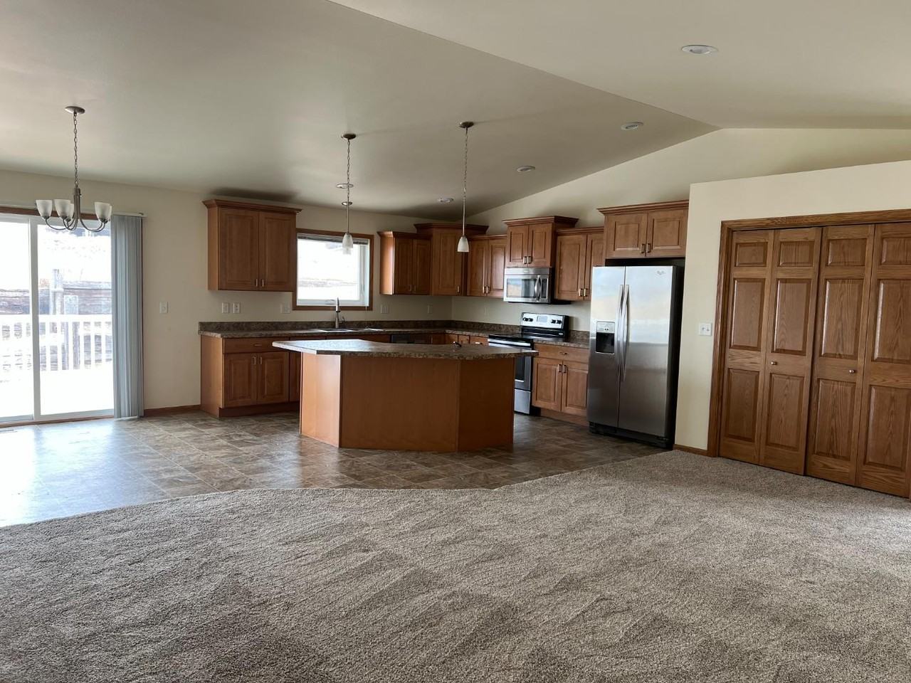 1019 N 33rd St - Photo 3 of 11