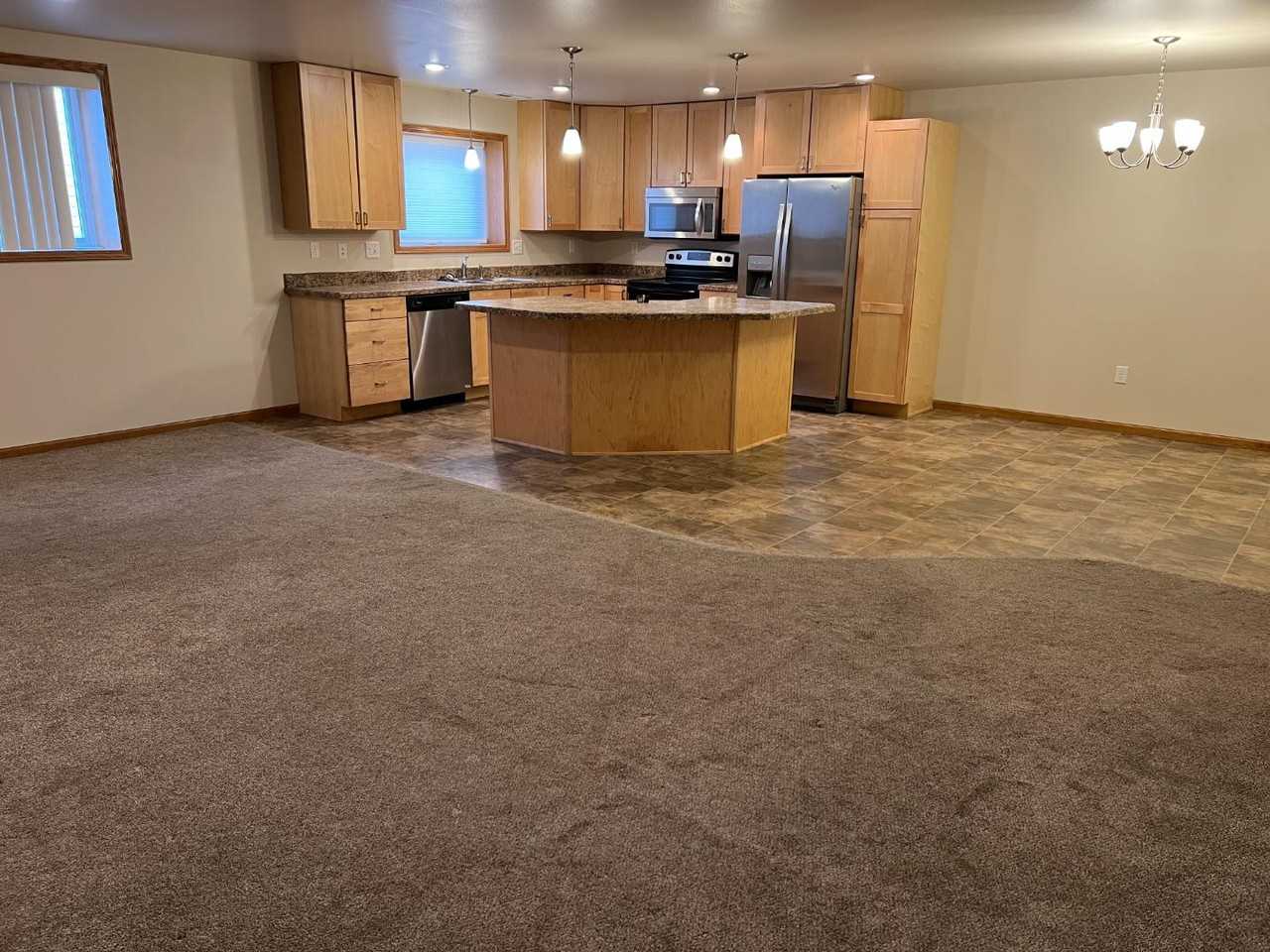 1021 N 33rd St - Photo 2 of 11