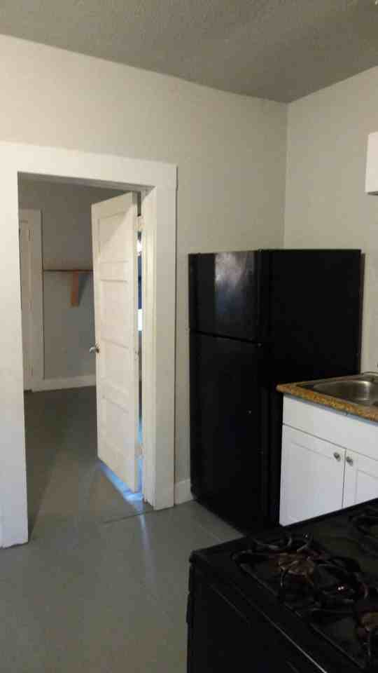 2022 Monterey St - Photo 4 of 12