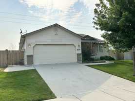 605 W Mulberry Loop #1 - Photo 1 of 1